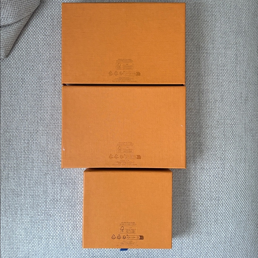 Louis Vuitton Bold Orange Box Set - Picture 2 of 9
